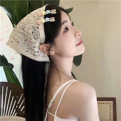 圣诞男孩封面